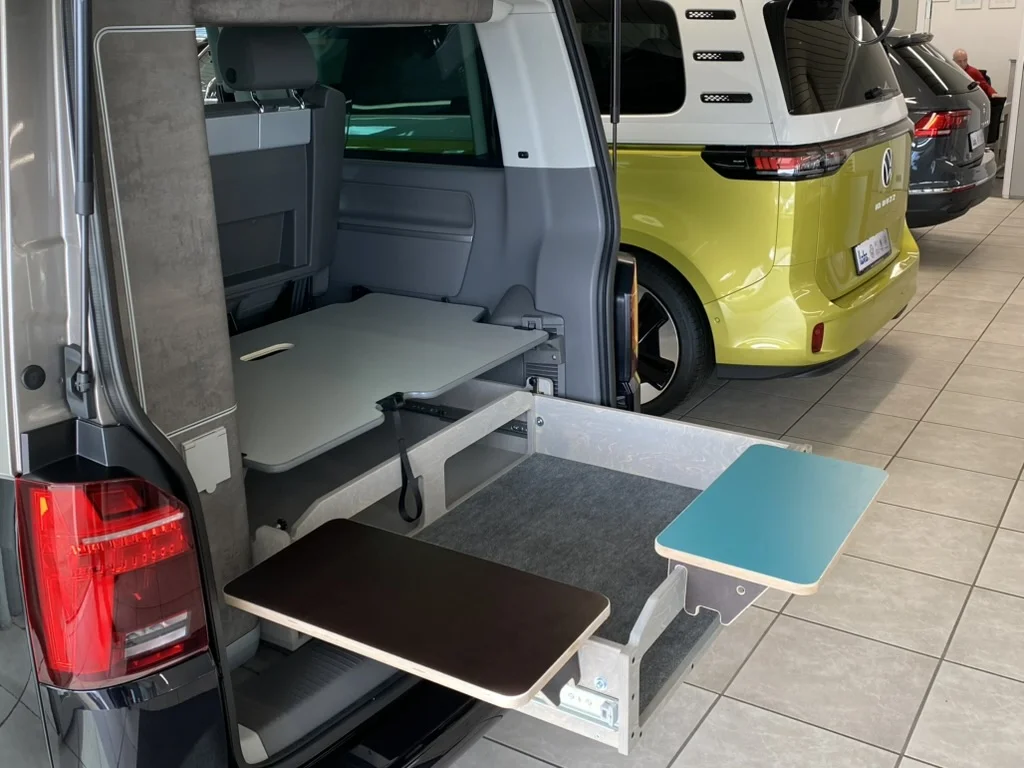 TRAVEL-SLEEP-BOX Stauraumsystem im VW California Ocean für Ladung und Gepäck